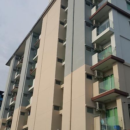 Aspen Residence Chonburi Exteriör bild