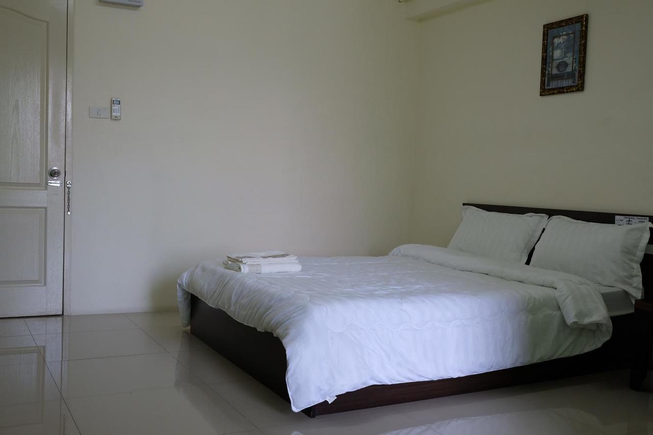 Aspen Residence Chonburi Exteriör bild