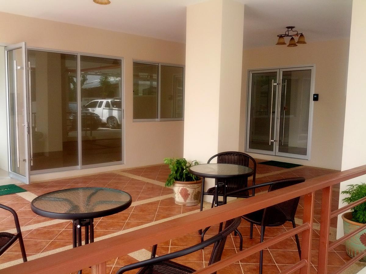 Aspen Residence Chonburi Exteriör bild