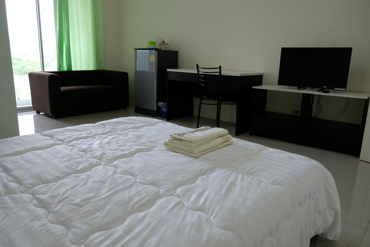 Aspen Residence Chonburi Exteriör bild